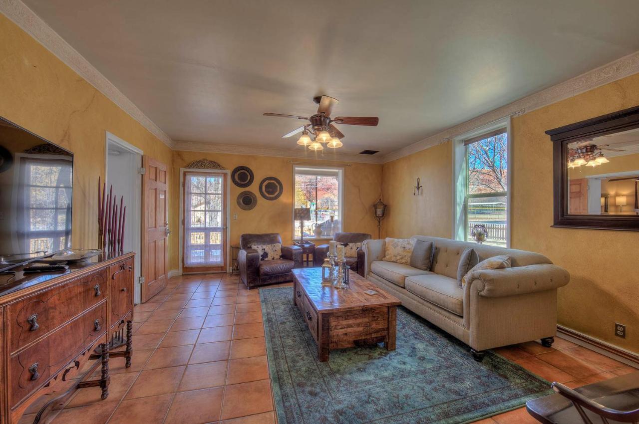 Cali Cochitta Vacation Rentals モアブ エクステリア 写真